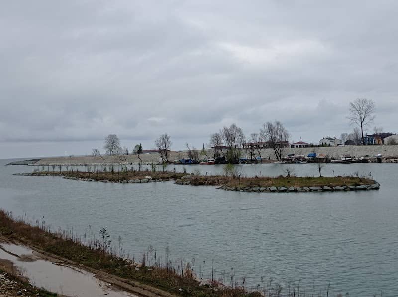 Park - Image 1