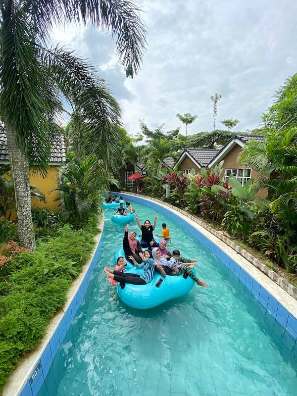 Wisata Merci Waterpark and Resto - Image 1