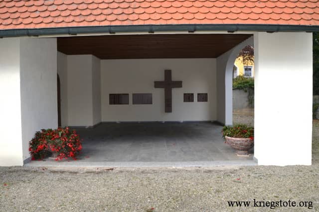 Dietmanns, Kriegerdenkmal - Image 1
