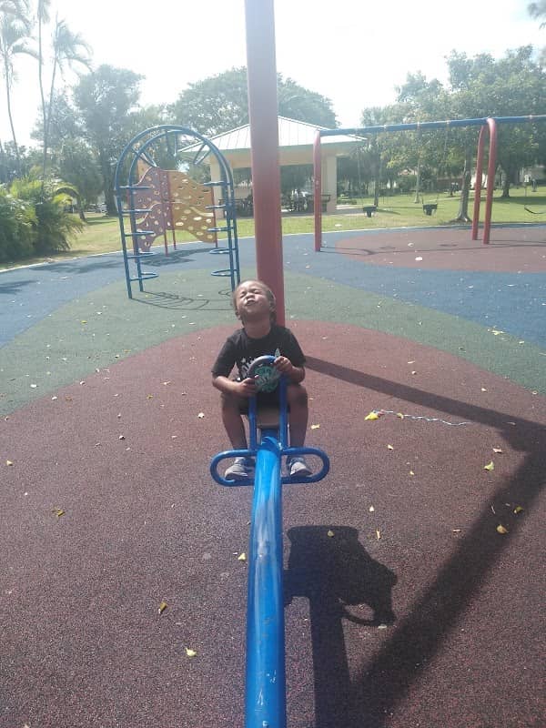 Hunters Manor Park - Image 3