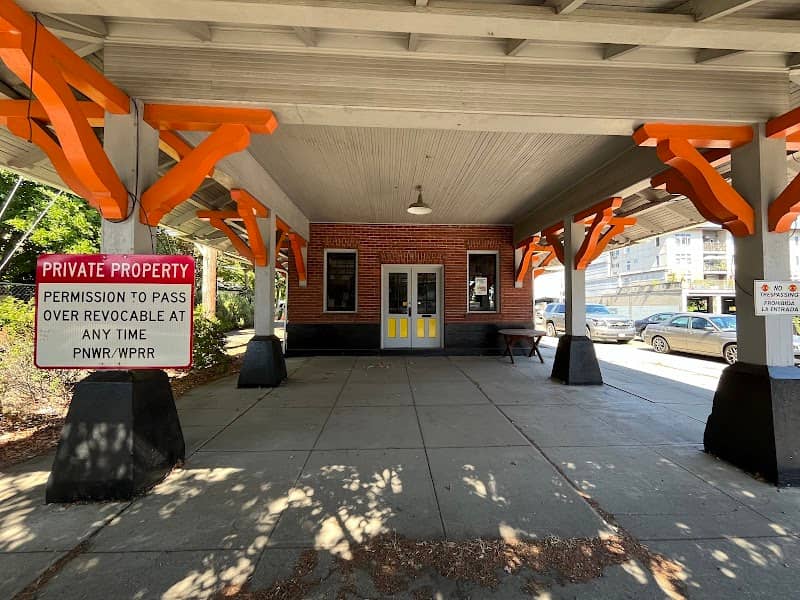 McMinnville, Oregon train station - Image 1