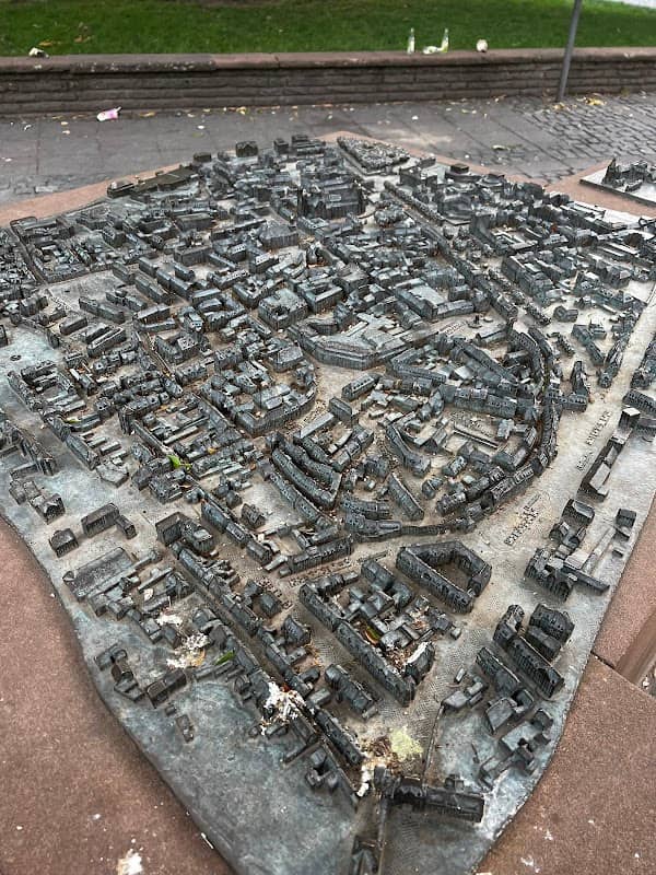 Worms Miniatur - Image 1