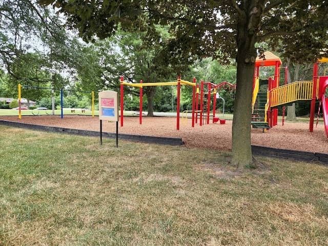 Maple Park - Image 1