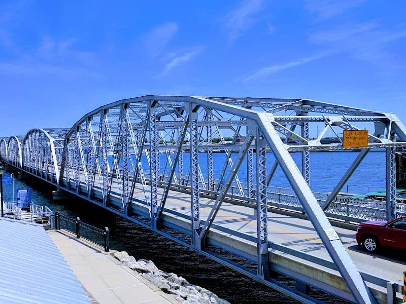 Historic Sturgeon Bay Bridge - Image 2