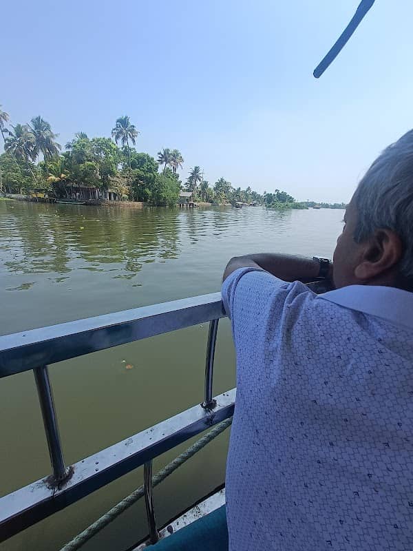 Thottunkal backwaters - Image 3
