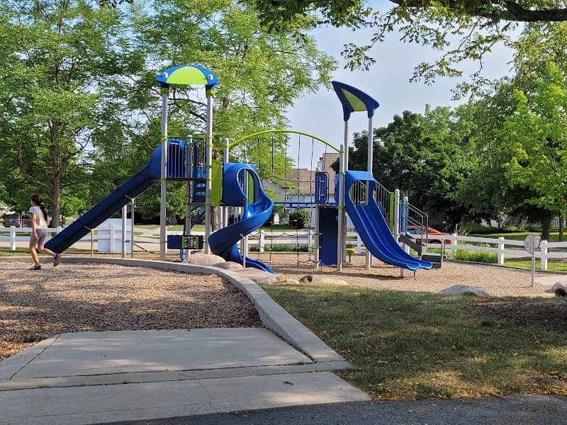 Country Lane Park - Image 1