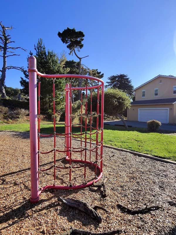 4th Army Park - Image 1