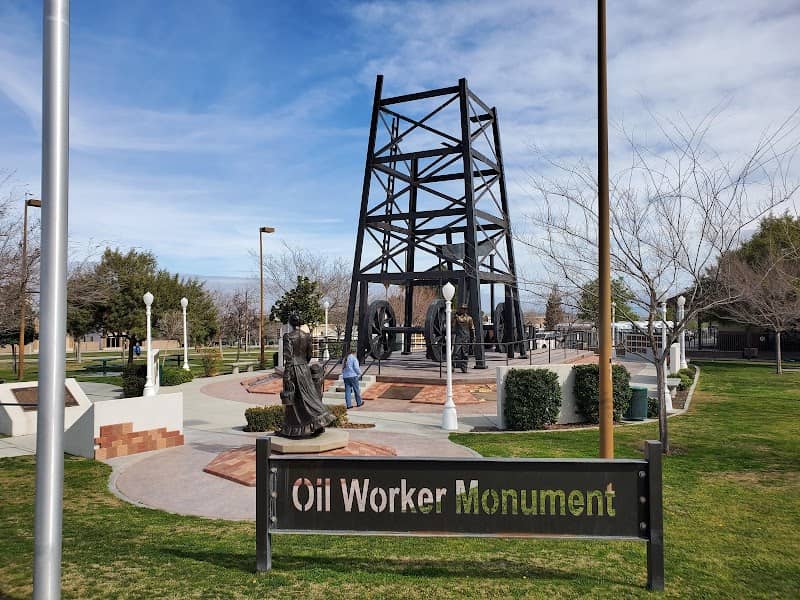 Oil Worker Monument - Image 1