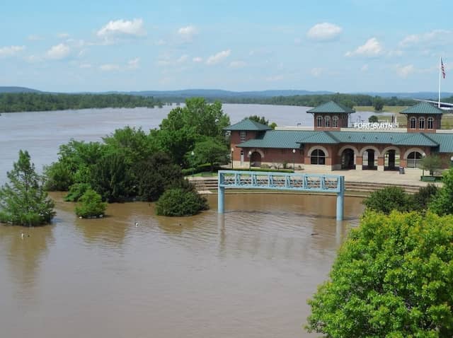 Harry E. Kelley River Park - Image 2