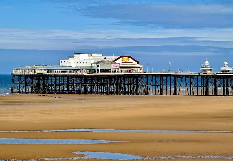 North Pier - Image 1