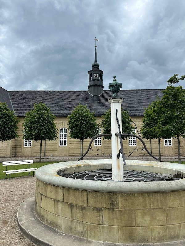 Brødremenighedens Kirkeplads - Image 3