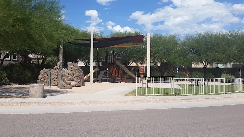 Torreno Park - Image 2