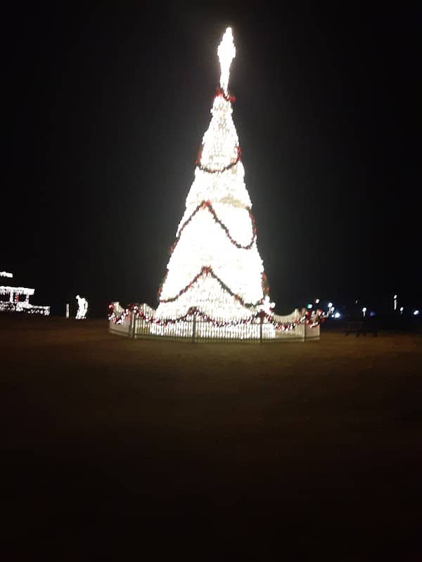 Charlestown Town Square - Image 2