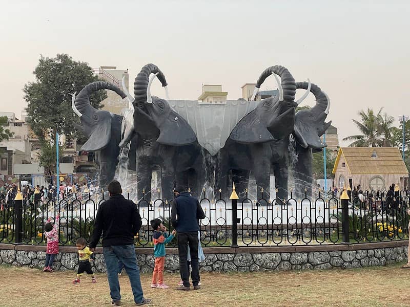 Allama Iqbal Park - Image 1