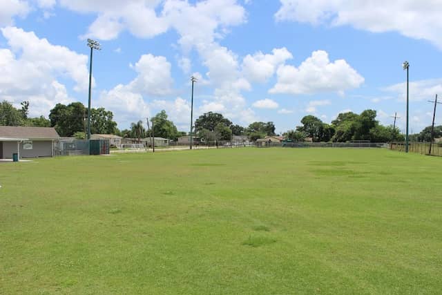 Greenlawn Playground - Image 1