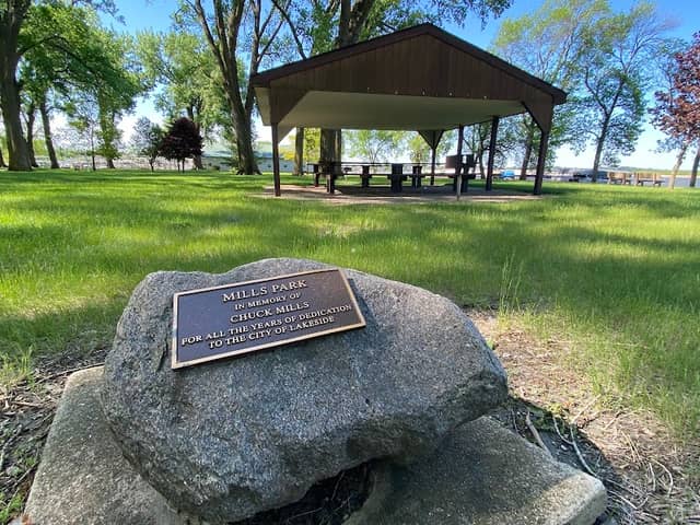 Mills Park - Image 1