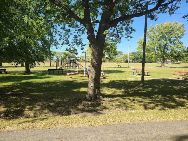Shanks Park - Image 1