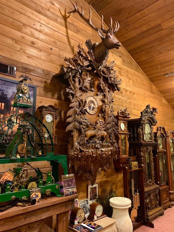 World's Largest Cuckoo Clock - Image 1