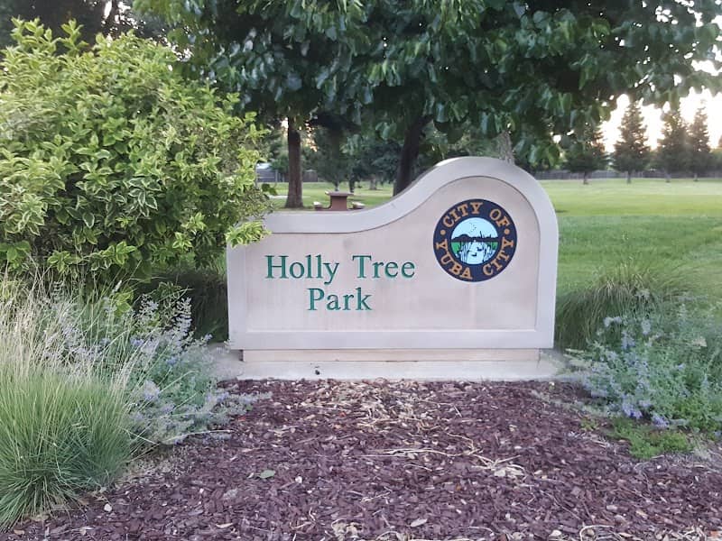 Holly Tree Park - Image 2
