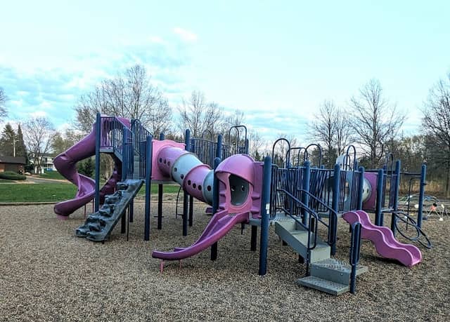 South Oaks Park - Image 1