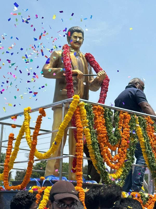 Super Star Krishna Statue Vijayawada - Image 2