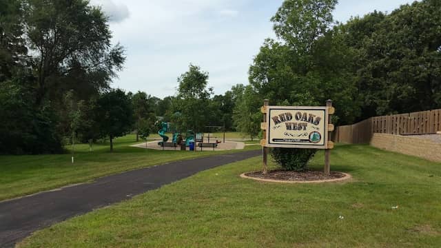 Red Oaks West Park - City of Andover - Image 2