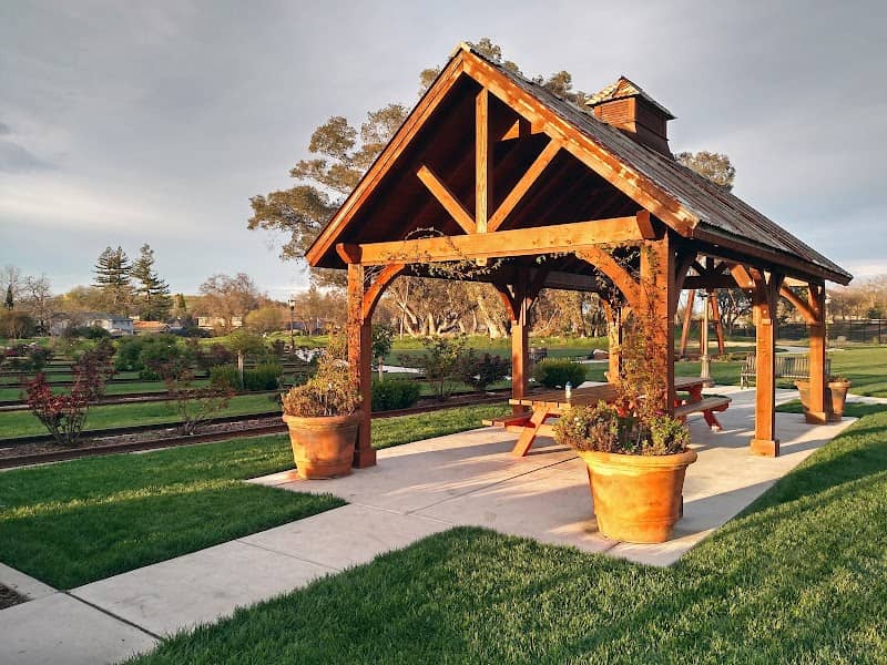 Peter Hill Heritage Park - Image 3