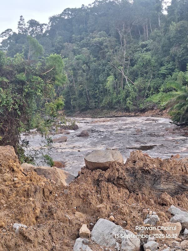 Sungai Tingang - Image 1
