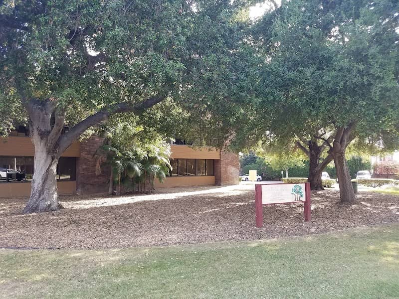 Three Oak Park - Image 3