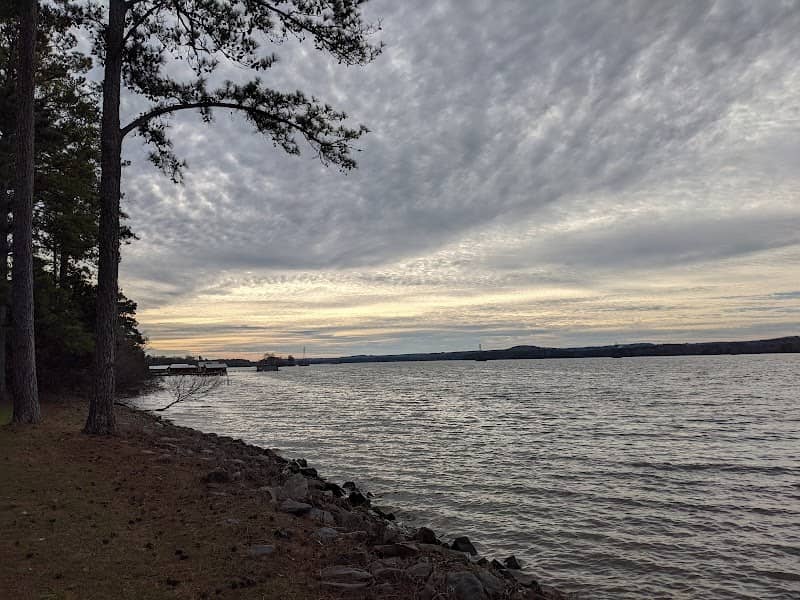 Sunset Drive Walking Trail - Image 3