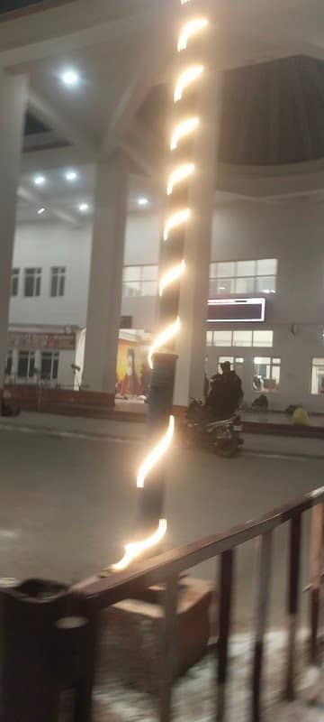 Bus stand of prayagraj sangam - Image 1