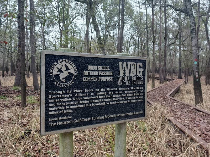 Knobby Knees Trailhead , Trinity River National Wildlife Refuge - Image 2