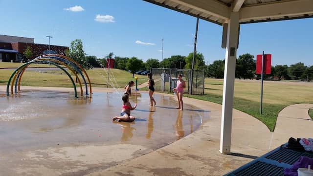 Lions Park - Image 1