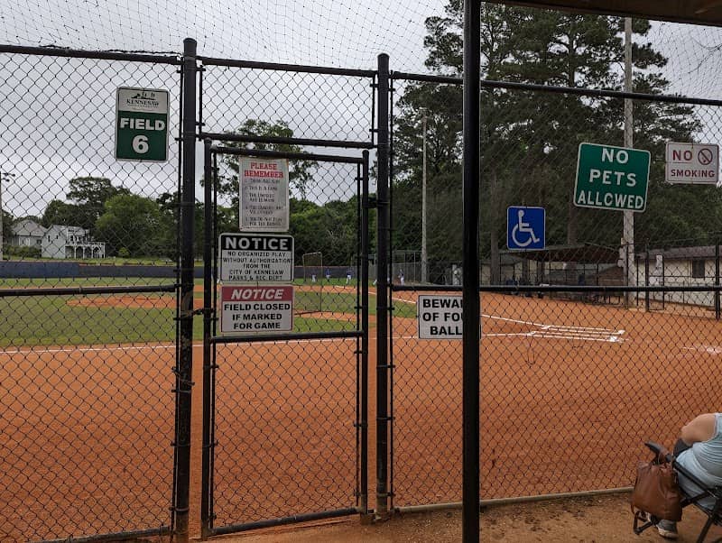 Field 6 - Image 1