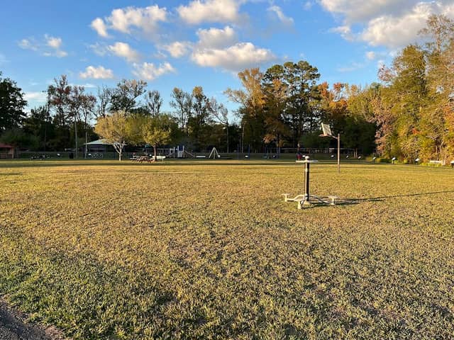 DOGWOOD PARK - Image 2