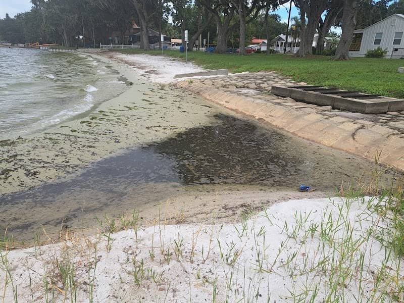 Crescent beach - Image 2