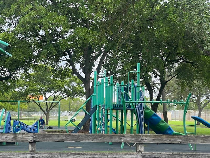 Walt Frazier Park - Image 3