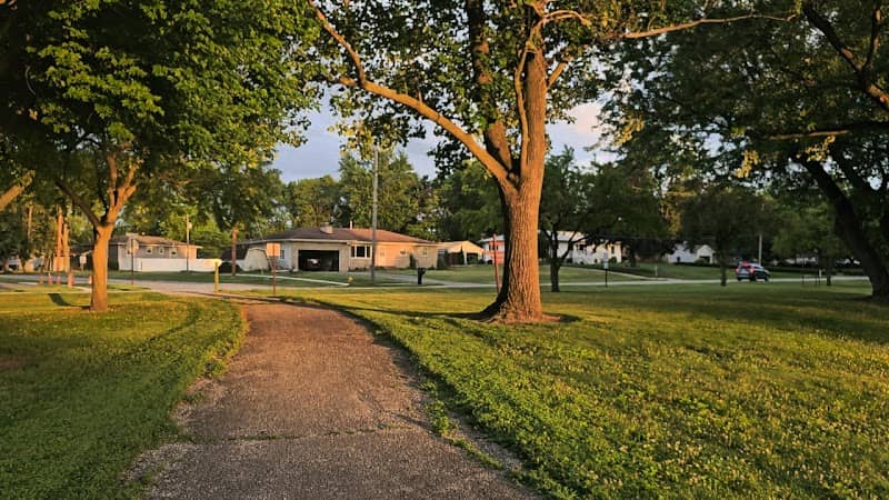 Evergreen Park - Image 2