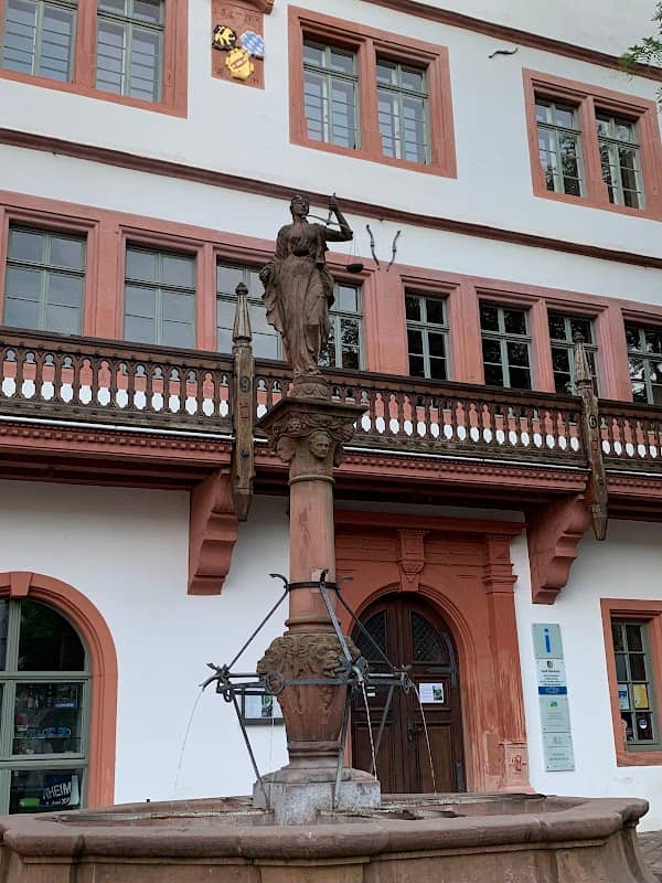 Altes Rathaus - Image 1