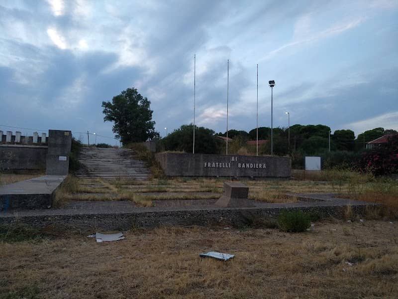 Monumento ai Fratelli Bandiera - Image 1