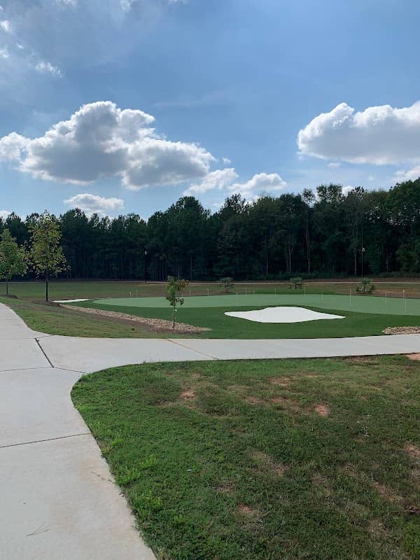 Village Park - Ellenwood - Image 2