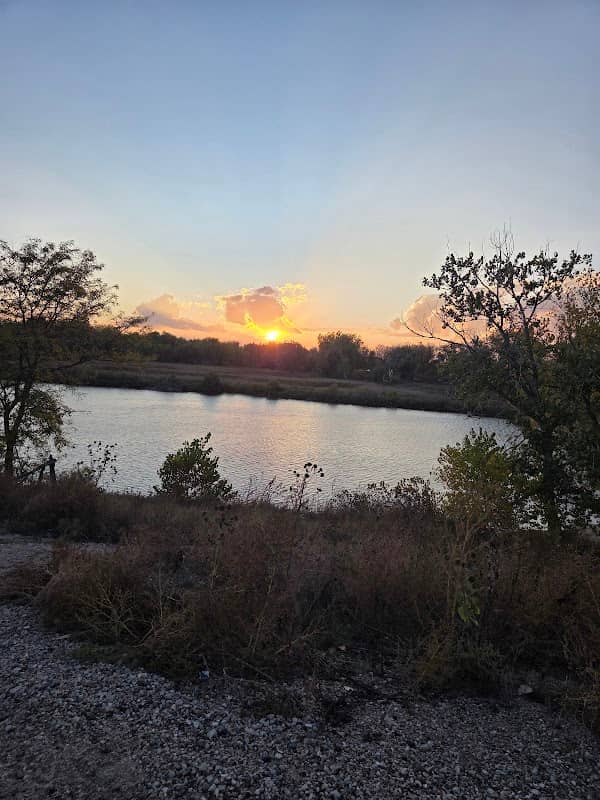 Riverside Park Nature Trails - Image 3