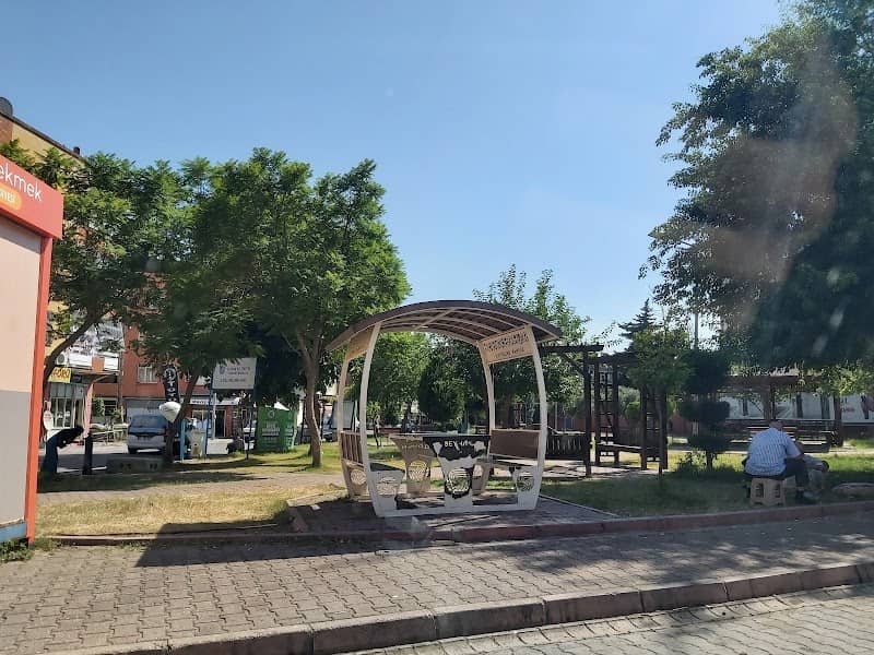 Yurt Mahallesi 5 Nolu Parkı - Image 2