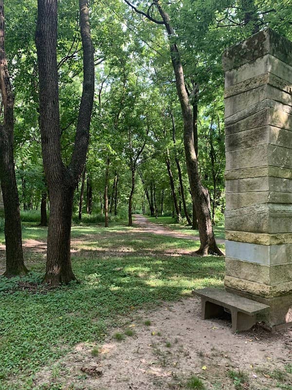 Brown Park - Image 2