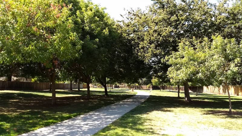 Fairlands Park - Image 2