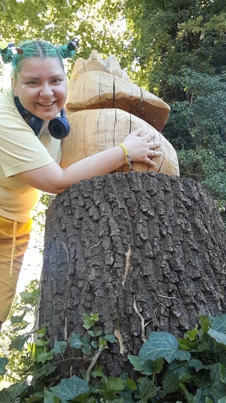Holzskulptur am Wachtelfeld - Image 2