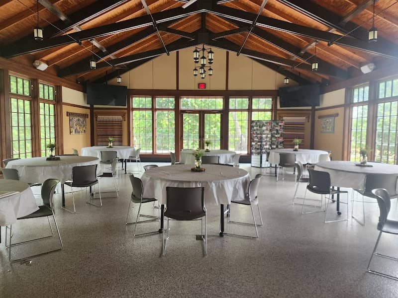 Fairview Lodge - Image 2