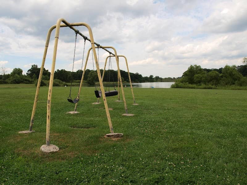 Robinson Lake Park - Image 1