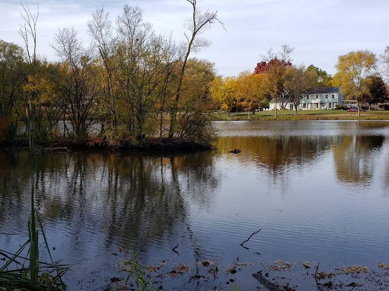 Army Trail Nature Center - Image 1