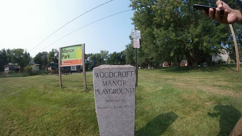 Manor Park - Image 1